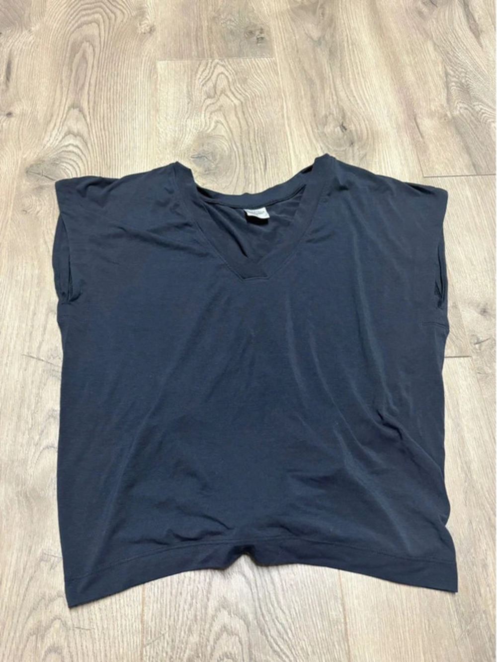Athleta Explore Tee Women S Stretch UPF 50 Sweat Away Gym Yoga Training